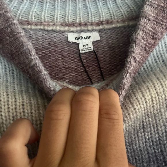 Garage Sweater - Picture 4 of 4